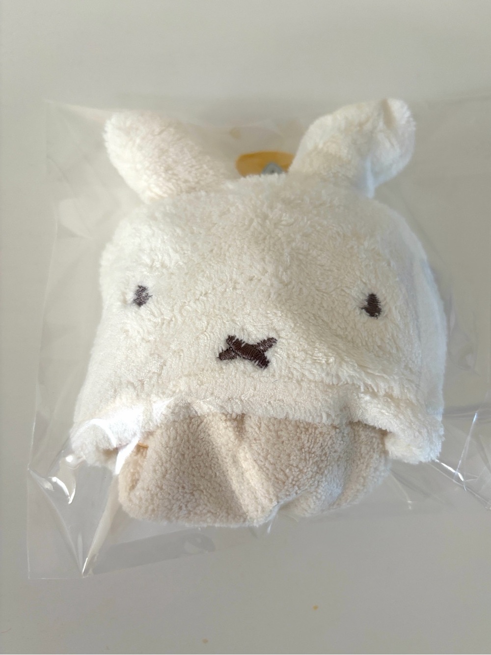 🆕 Miffy hand towel